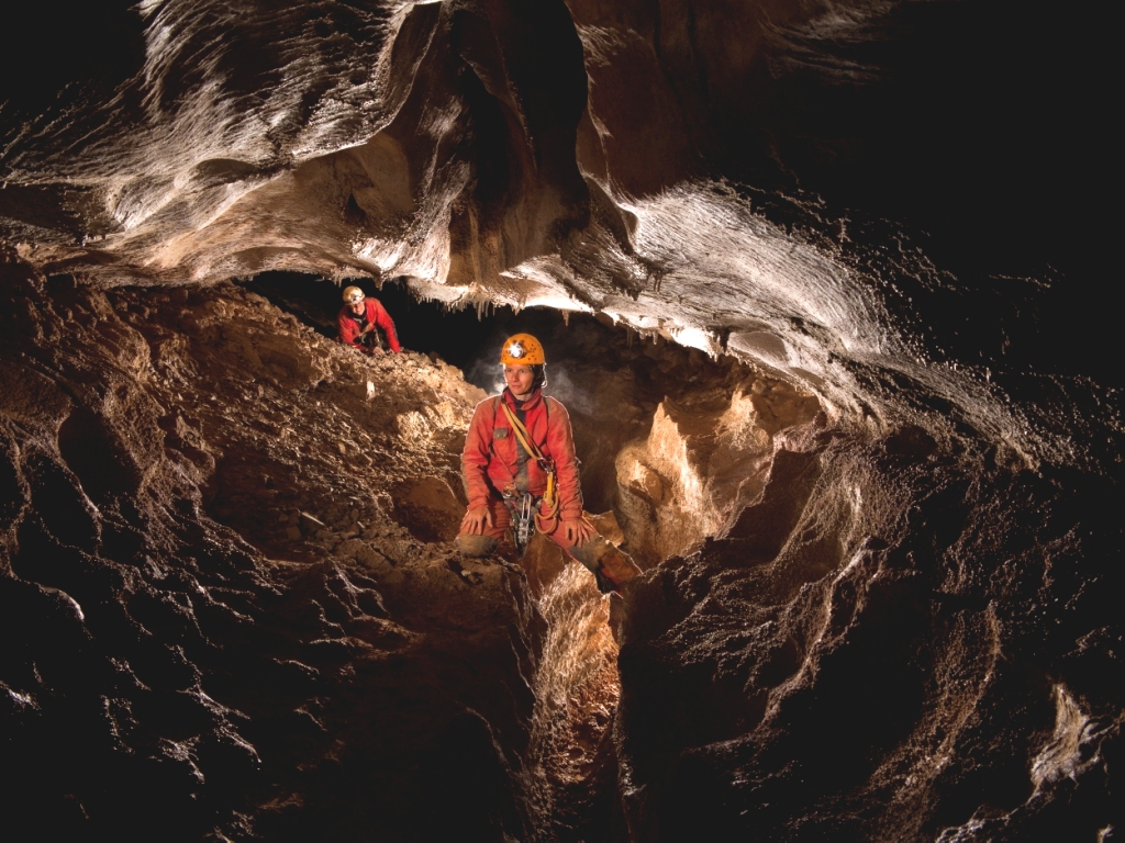 Kétlyukú-Jeges-barlangrendszer